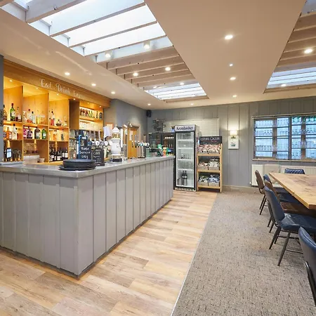 Primrose With Hot Tub Alojamento de Turismo Selvagem *